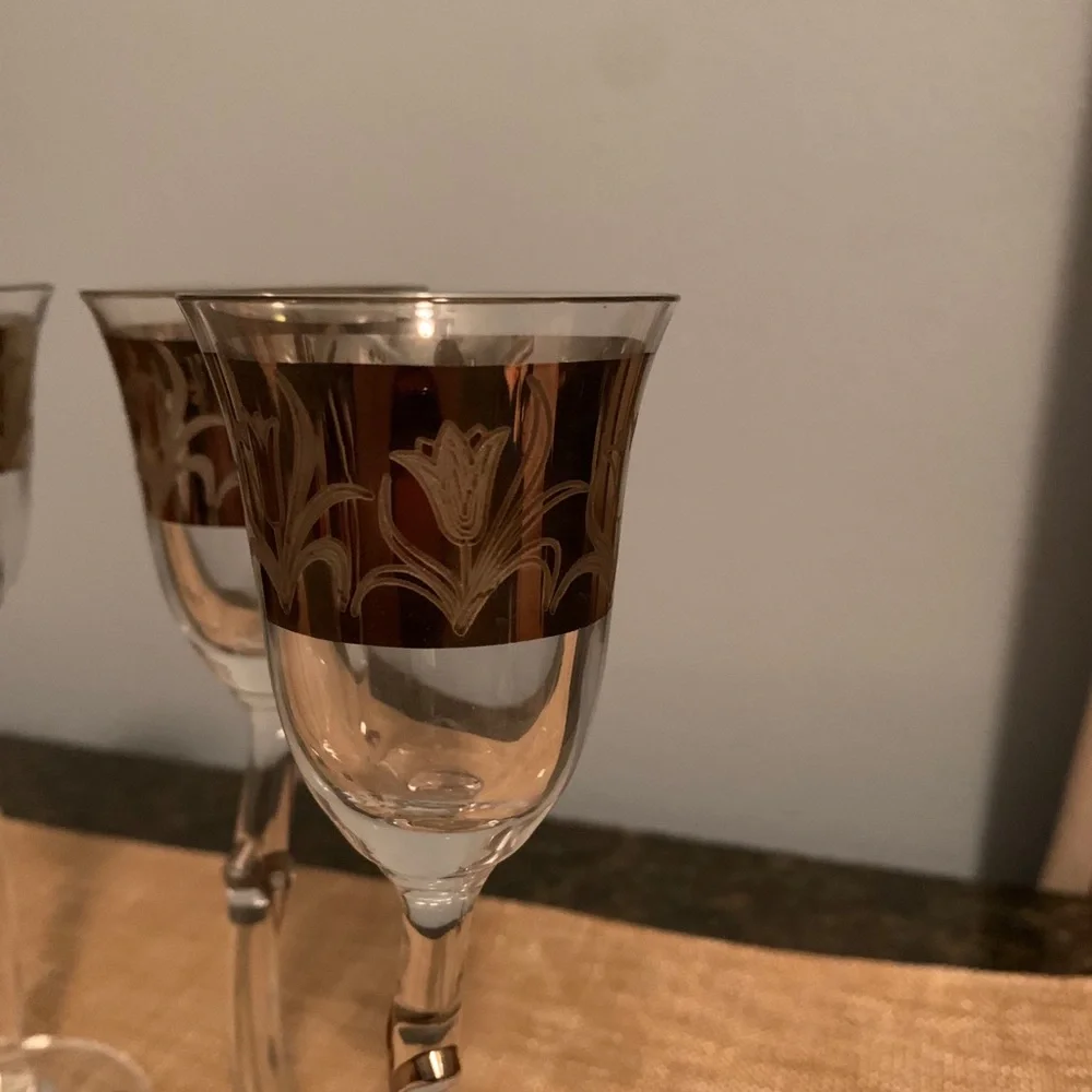 Bohemian Crystal Cordial Etched Gold Stemware - Picture 3 of 6